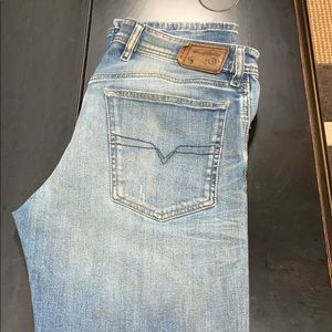 Diesel Waykee 0845f Straight Stretch Jeans